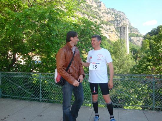 Gilles : Enfin pret , M le Maire ...