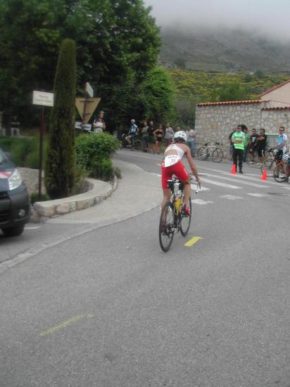 Delphine Pelletier ( Monaco Tri) en 9h22
